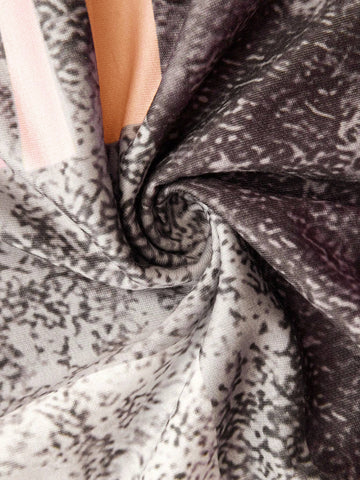 Aria | Abstract Zip Pullover